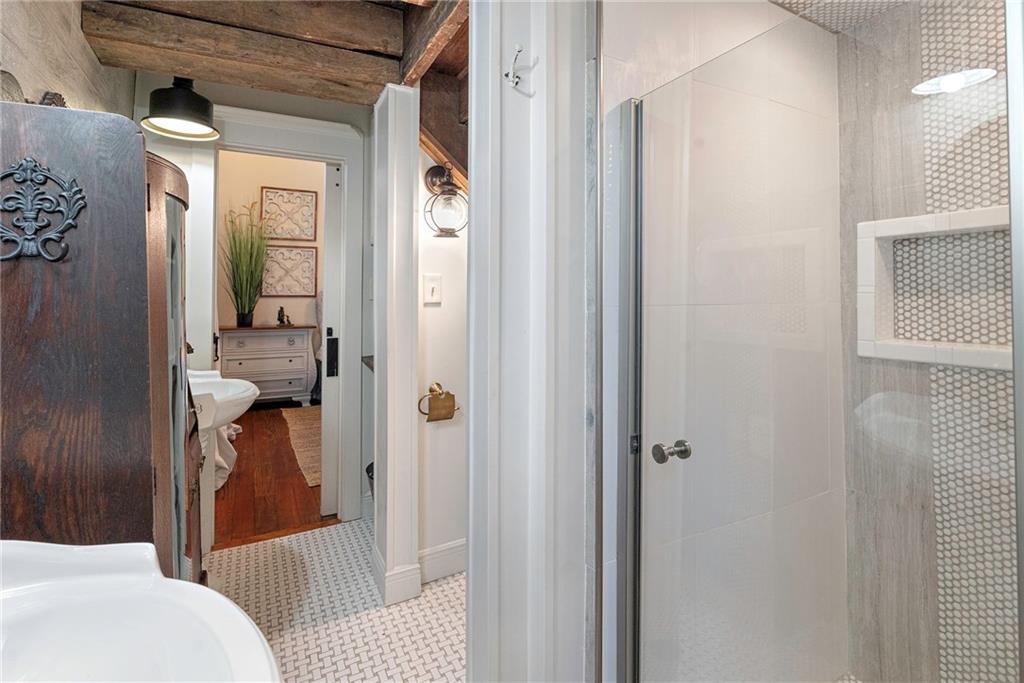 1244 Annunciation Street, New Orleans, Louisiana image 21
