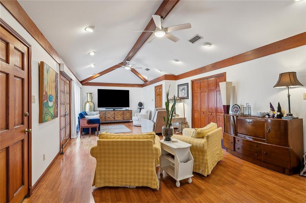 4317 Ferran Drive, Metairie, Louisiana image 2