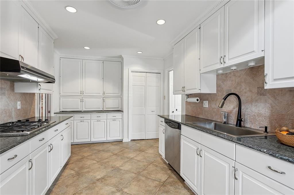 4317 Ferran Drive, Metairie, Louisiana image 9