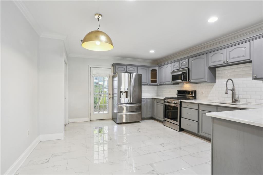 420 37th Street, New Orleans, Louisiana image 9