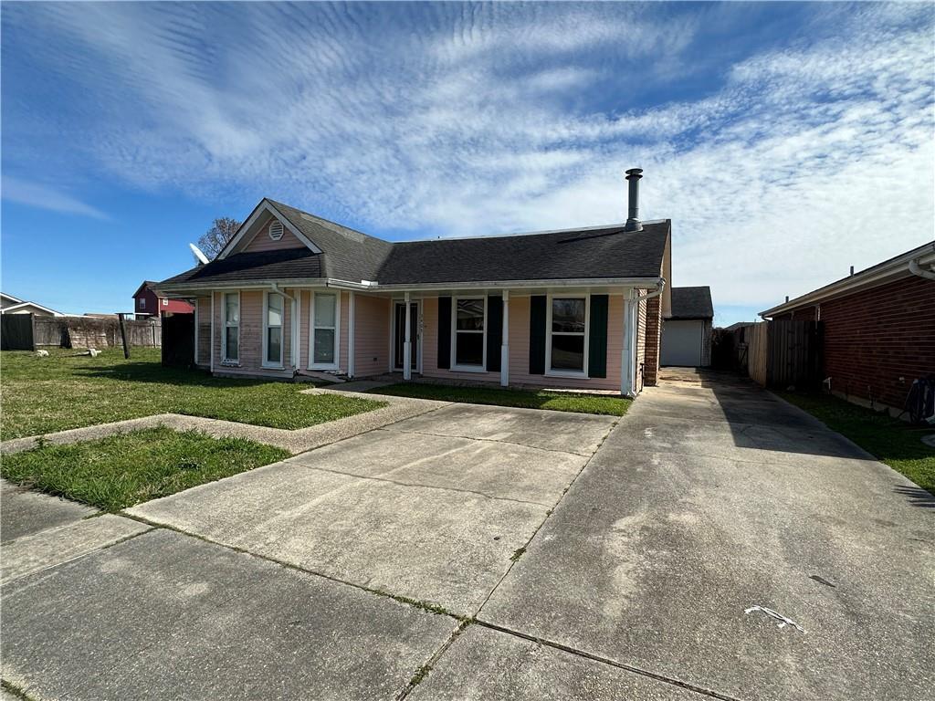 3405 Acorn Drive, Violet, Louisiana image 2