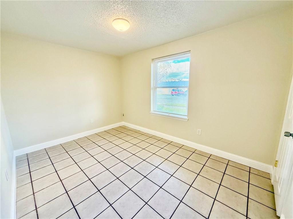 644 Willowbrook Drive, Gretna, Louisiana image 12