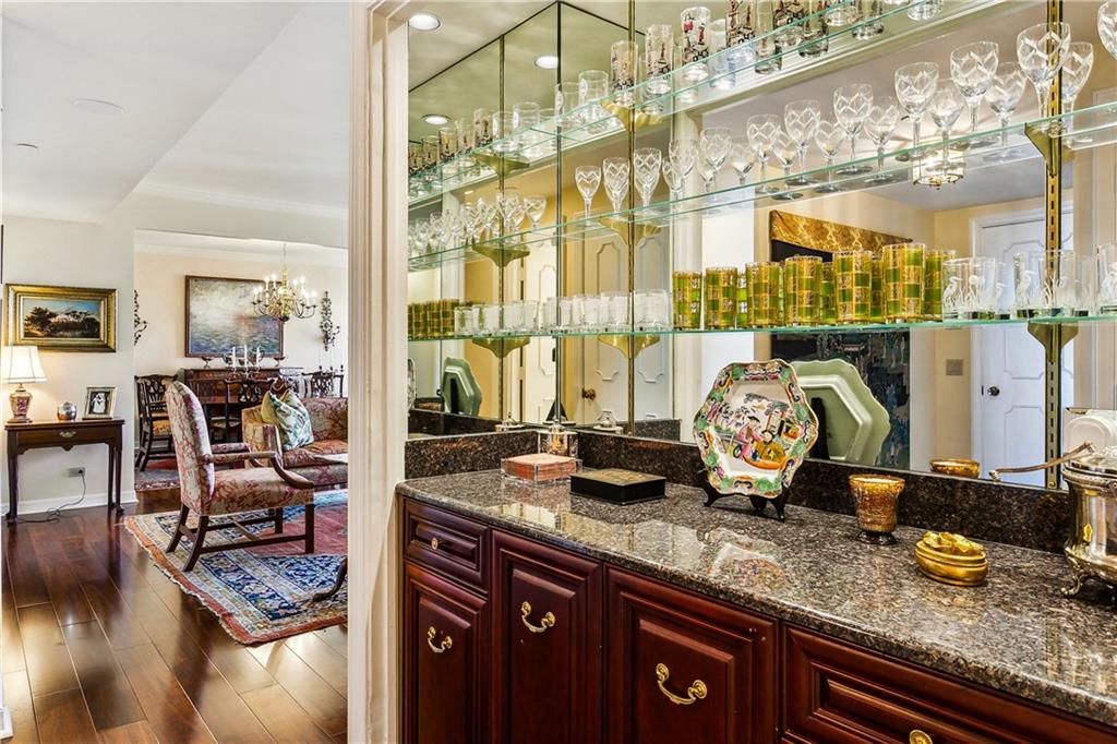 2100 St Charles Avenue #10E, New Orleans, Louisiana image 12