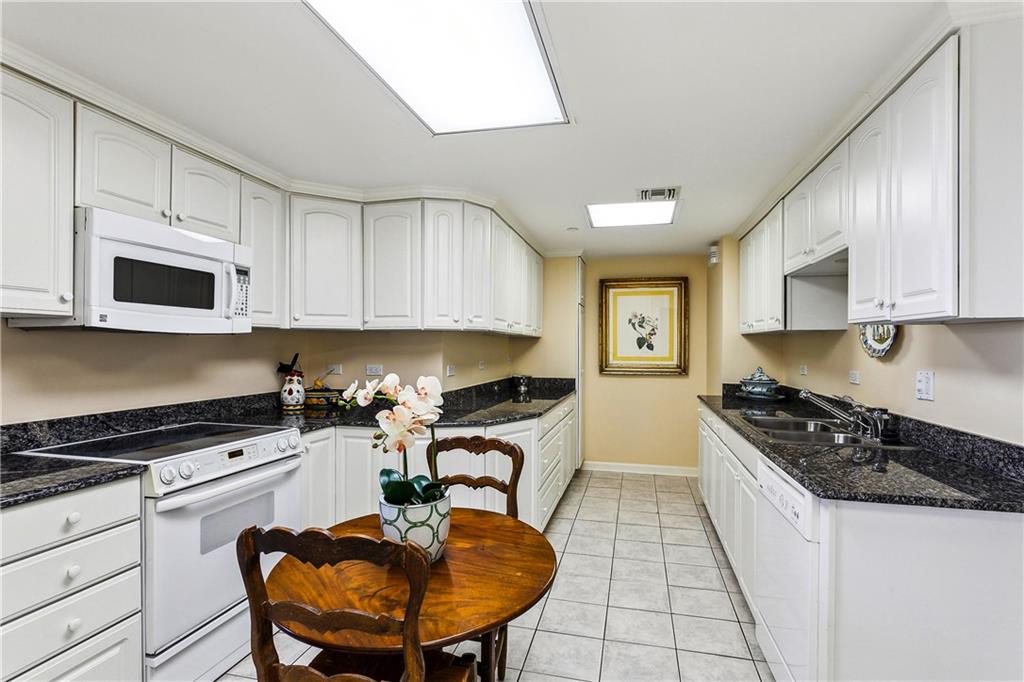 2100 St Charles Avenue #10E, New Orleans, Louisiana image 9