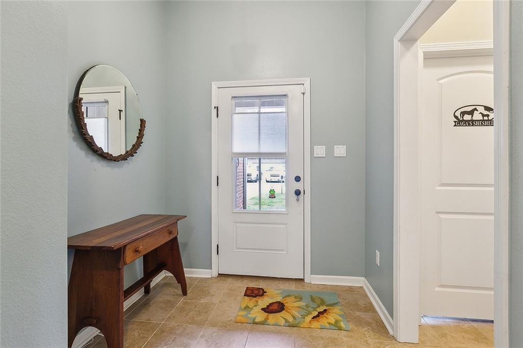1136 Berkshire Drive, Pearl River, Louisiana image 2