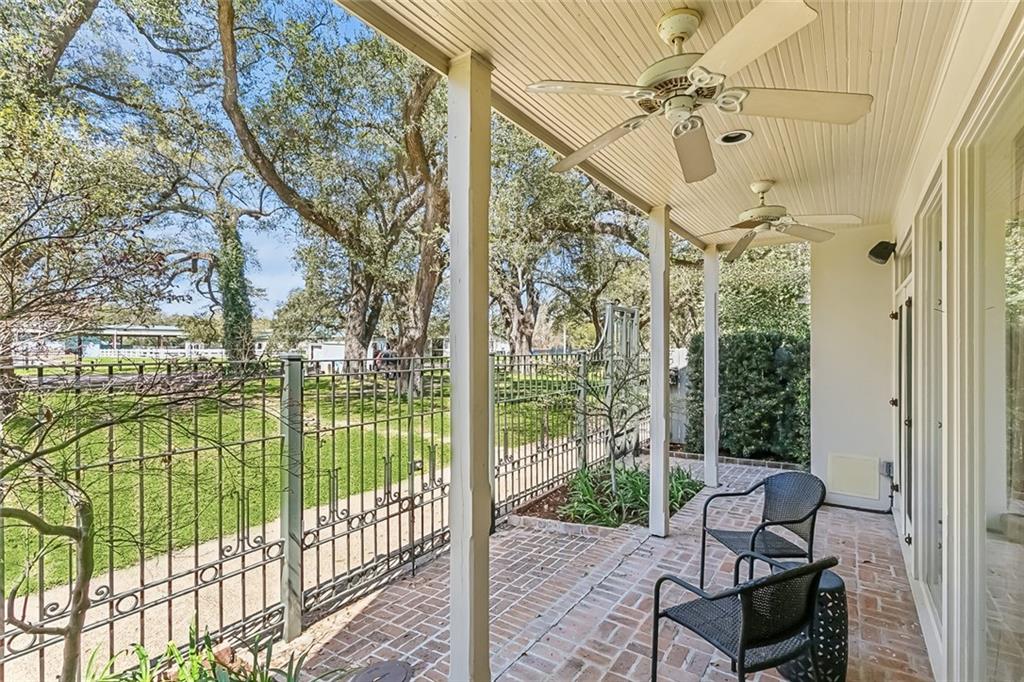609 Exposition Boulevard, New Orleans, Louisiana image 4