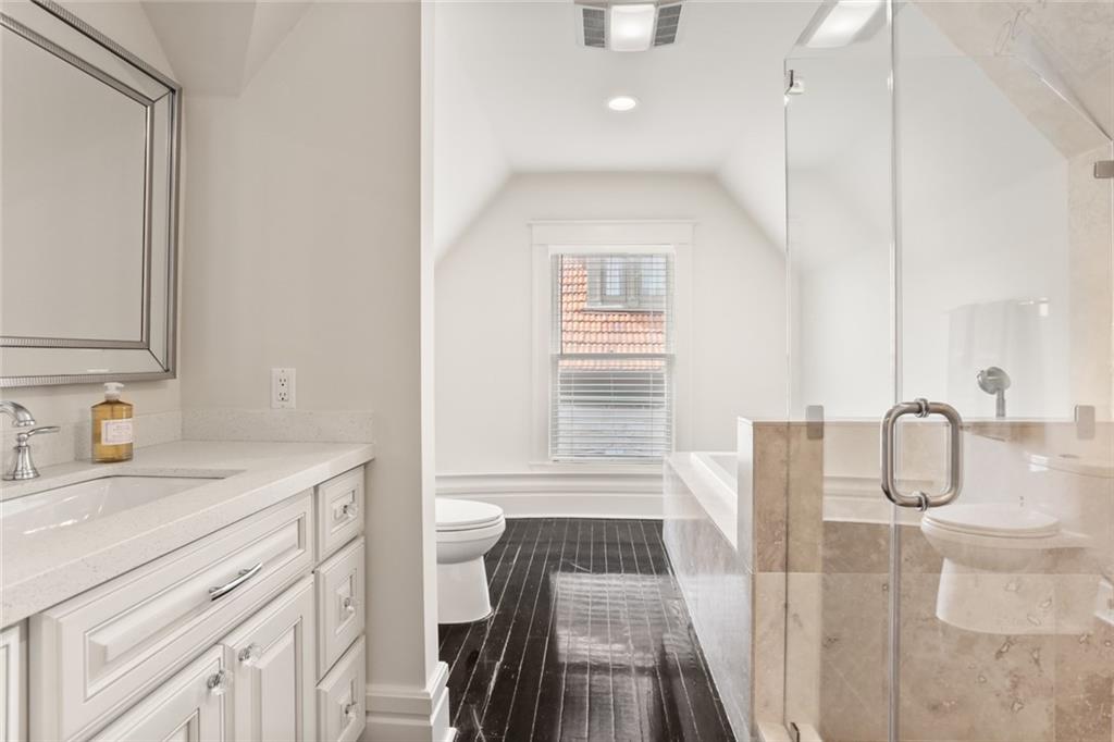 4626 St Charles Avenue, New Orleans, Louisiana image 38