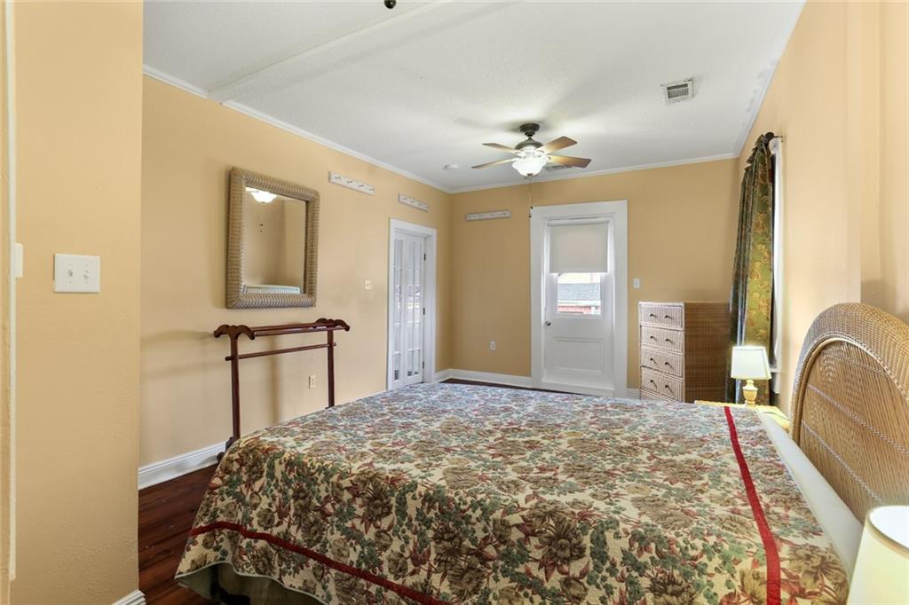 1233 Ursulines Avenue, New Orleans, Louisiana image 11