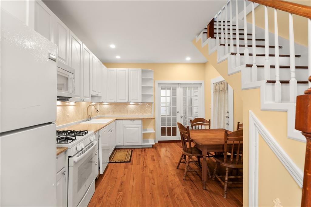 1233 Ursulines Avenue, New Orleans, Louisiana image 3