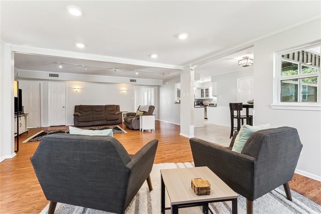 4037 S Pin Oak Avenue, New Orleans, Louisiana image 7