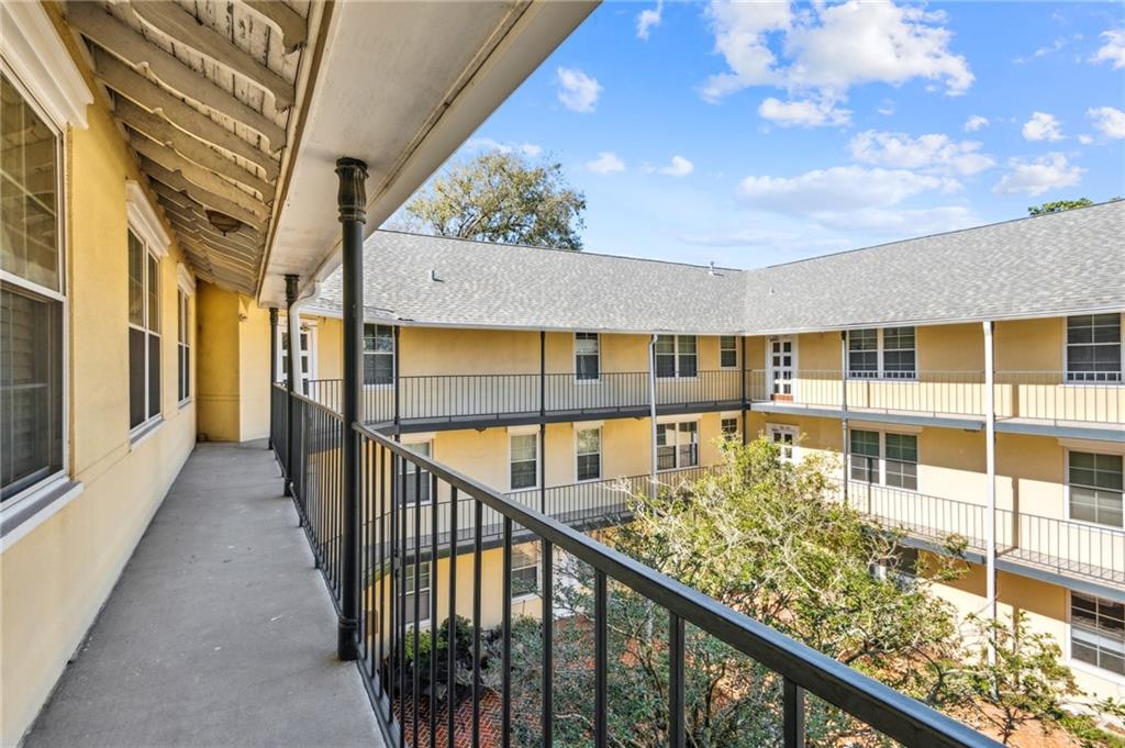 7444 St. Charles Avenue #302, New Orleans, Louisiana image 11