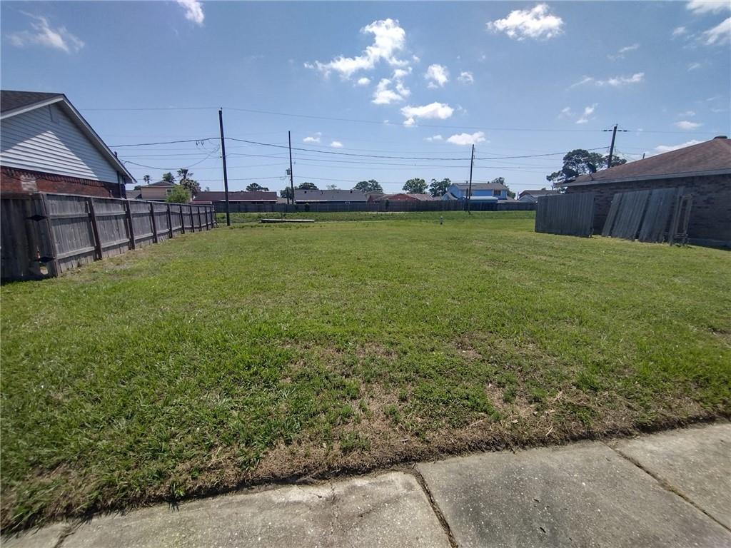 2493 Paige Janette Drive, Harvey, Louisiana image 2