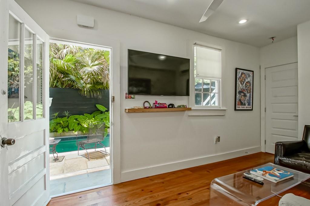 1029 Barracks Street #2, New Orleans, Louisiana image 4