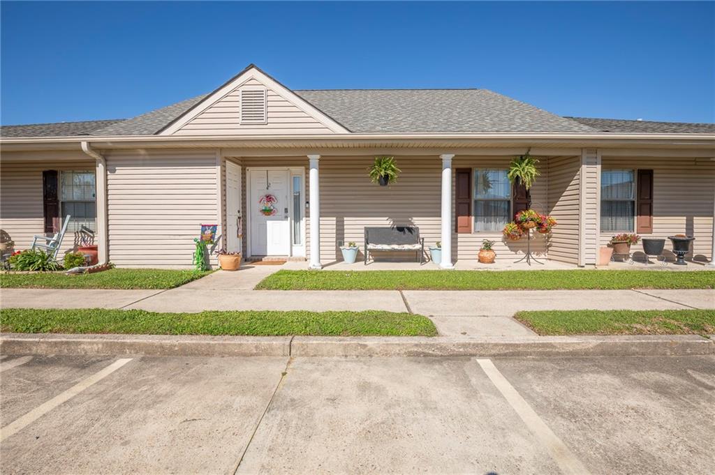 listing main picture