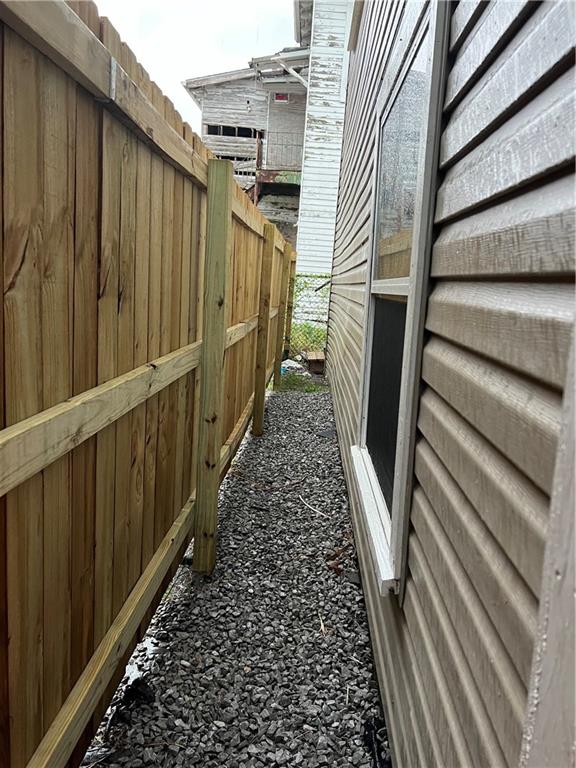 1130 S Genois Street, New Orleans, Louisiana image 22