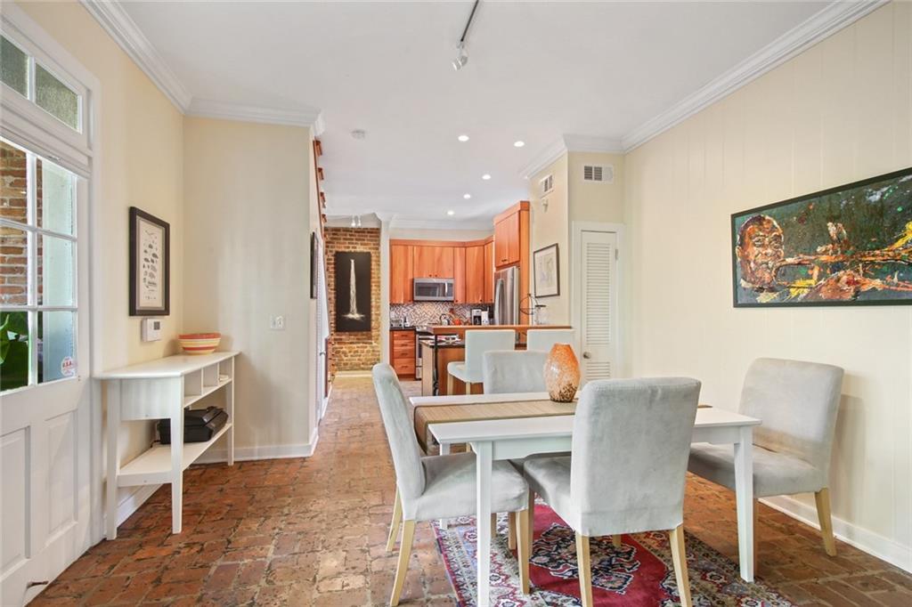 425 Burgundy Street #6, New Orleans, Louisiana image 4