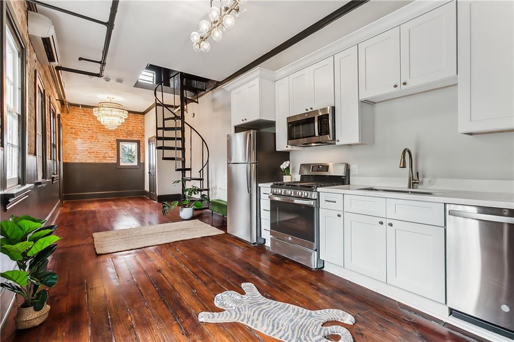 516 Governor Nicholls Street #202, New Orleans, Louisiana image 2