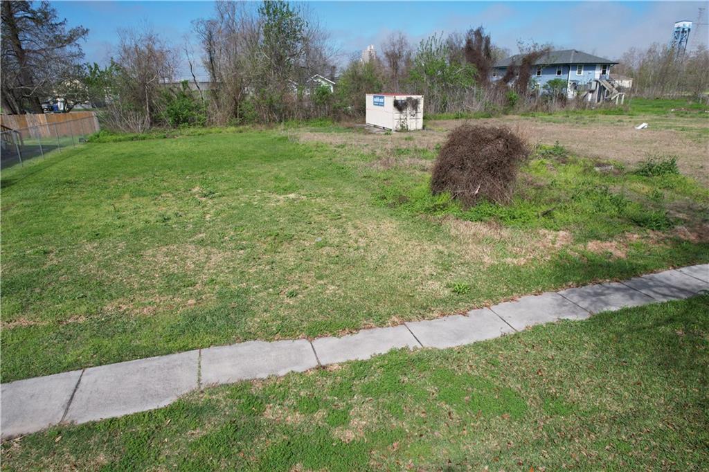 2208 Tennessee Street, New Orleans, Louisiana image 2