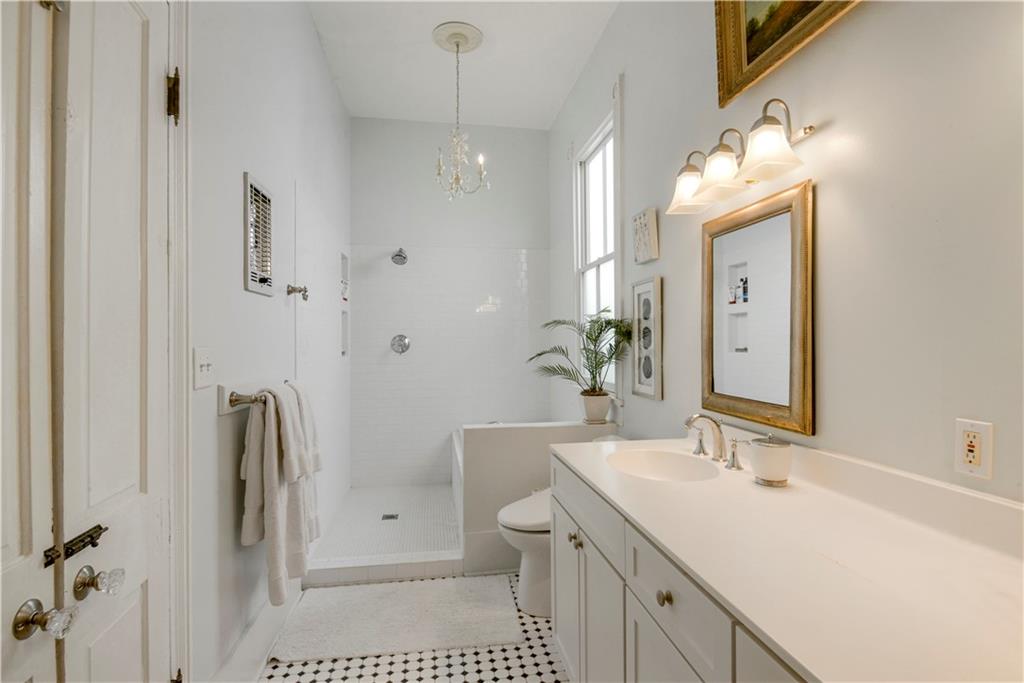 721 23 Henry Clay Avenue, New Orleans, Louisiana image 30