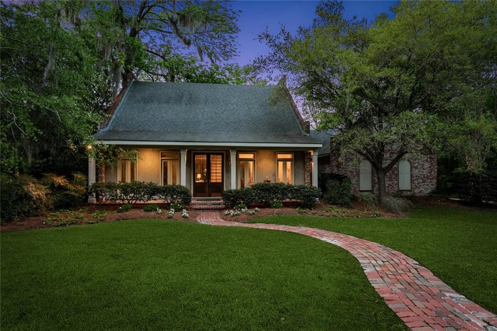52 Magnolia Ridge Drive, Madisonville, Louisiana image 2