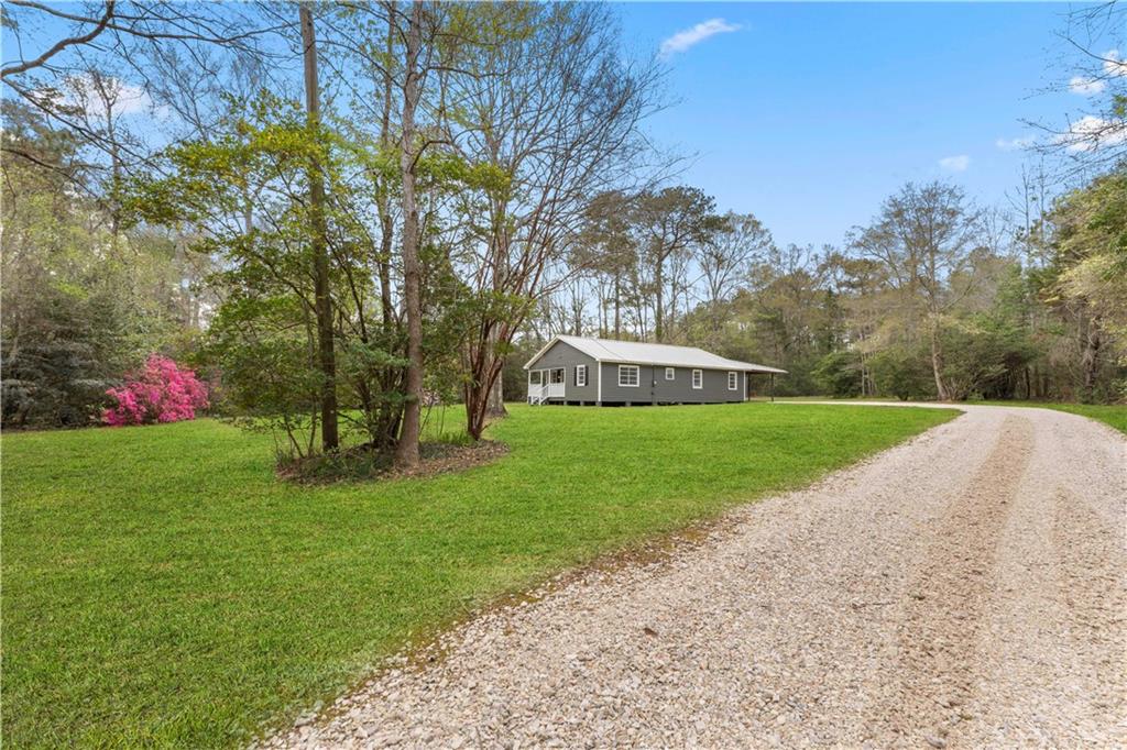 24319 Fauntleroy Road, Bush, Louisiana image 1