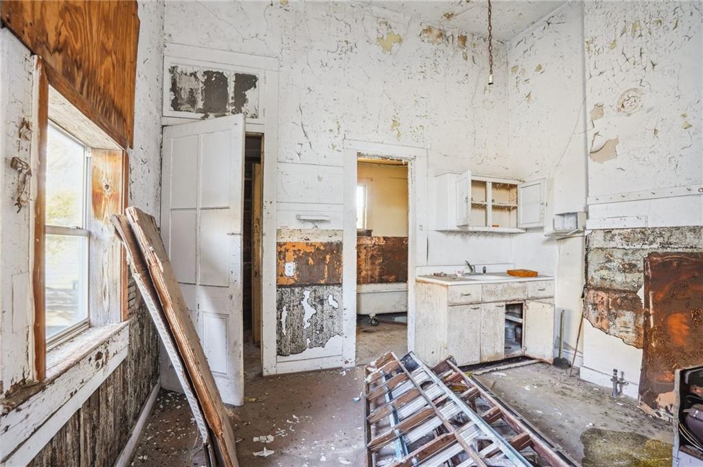 2245 St Claude Avenue, New Orleans, Louisiana image 17