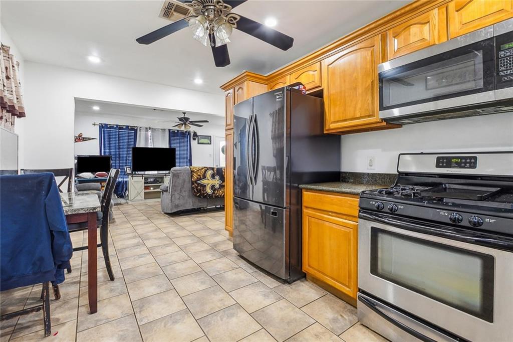3020 Decomine Drive, Chalmette, Louisiana image 6
