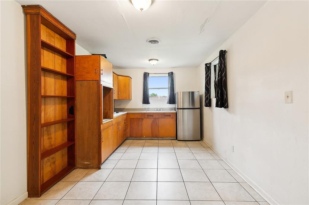 1029 Terry Street, New Orleans, Louisiana image 8