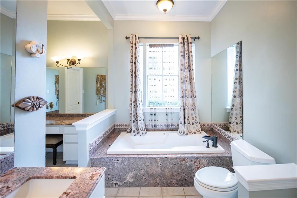 8 Grand Cypress Court, New Orleans, Louisiana image 33