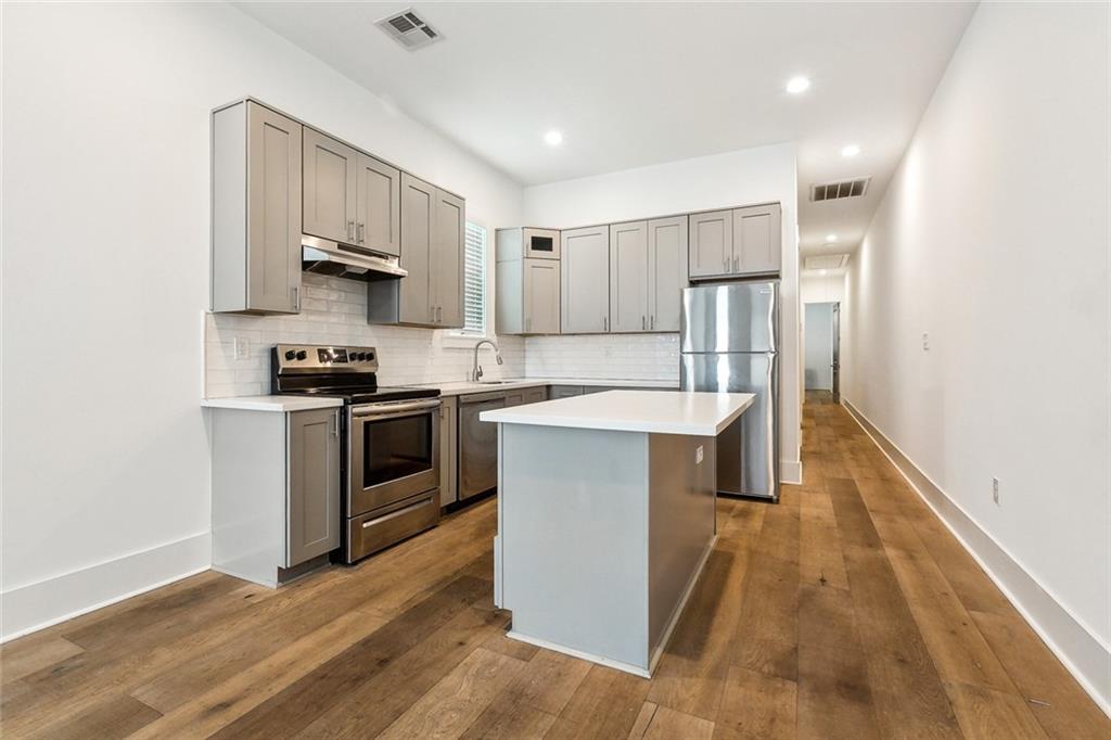 4235 Tulane Avenue, New Orleans, Louisiana image 5
