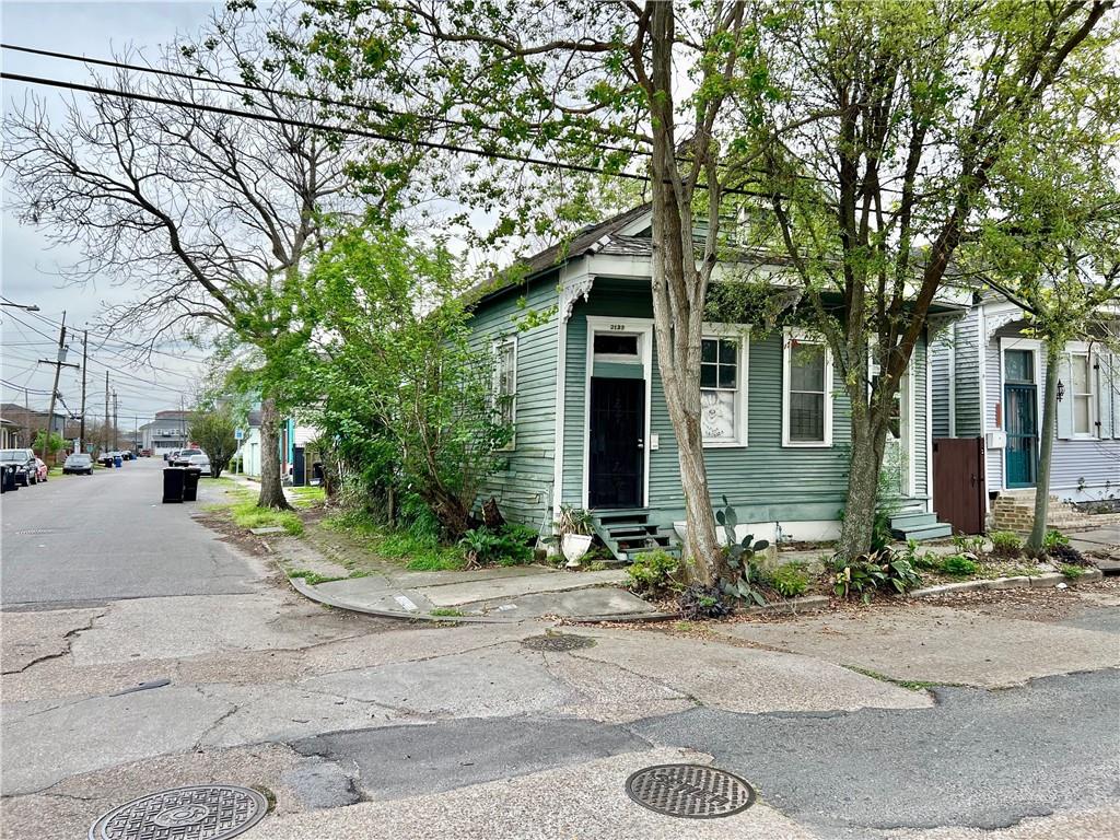 2137 Soniat Street, New Orleans, Louisiana image 4