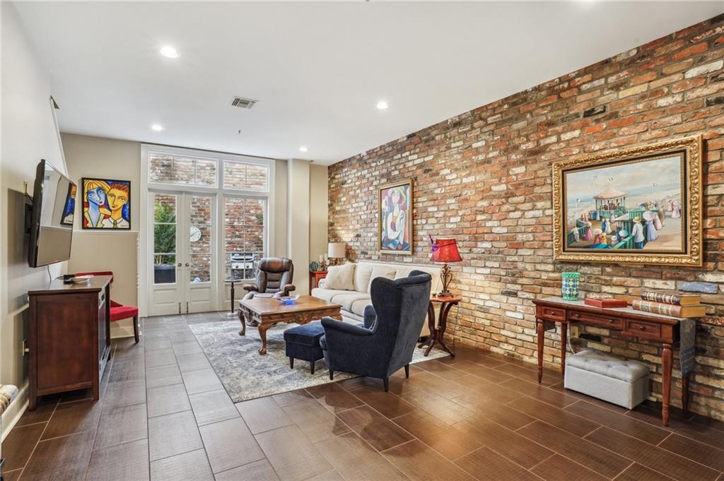 333 Girod Street #207, New Orleans, Louisiana image 11