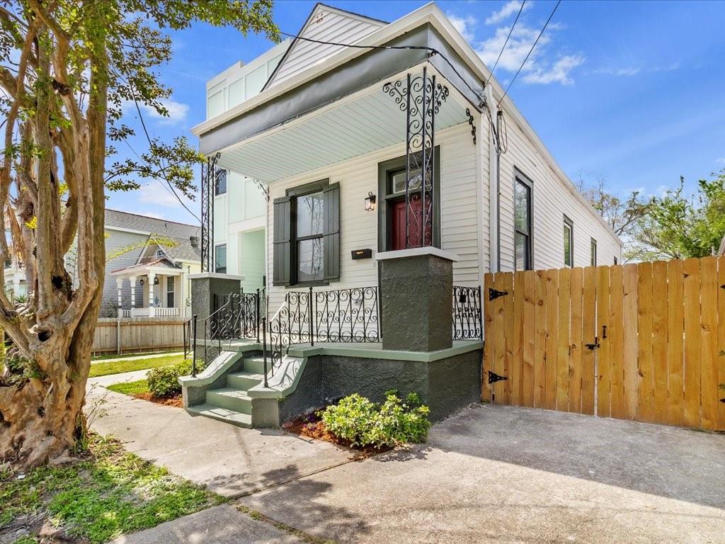 519 S Telemachus Street, New Orleans, Louisiana image 1