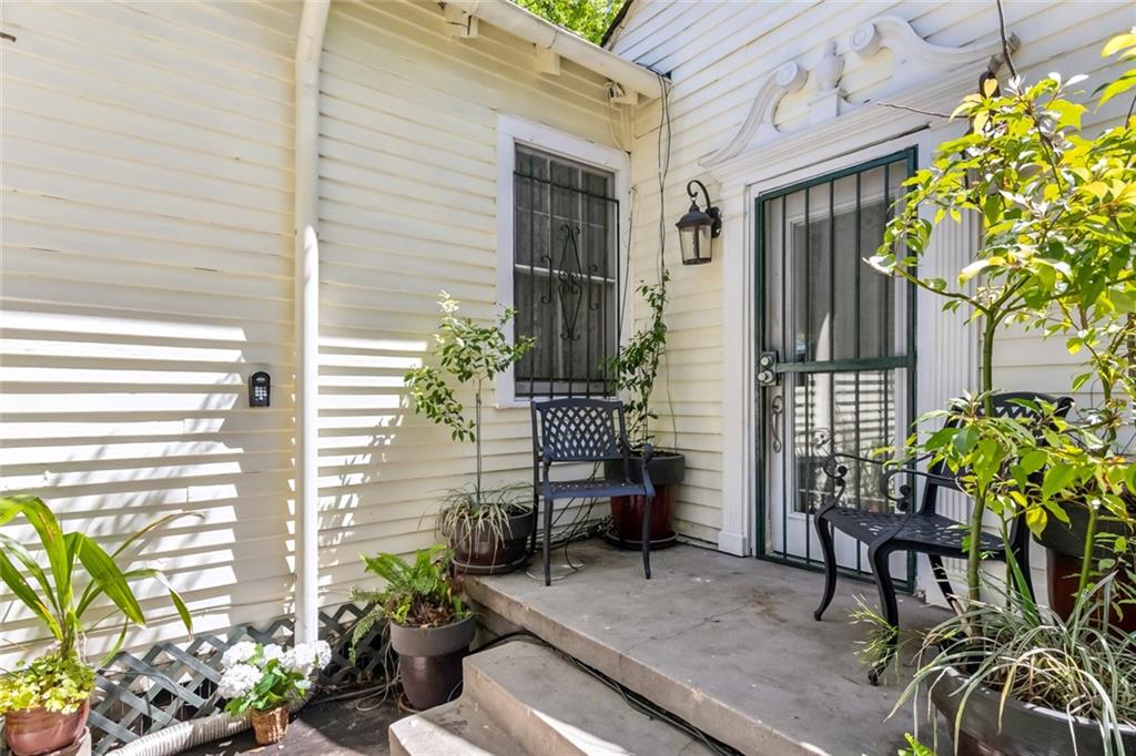 1830 Burgundy Street, New Orleans, Louisiana image 20