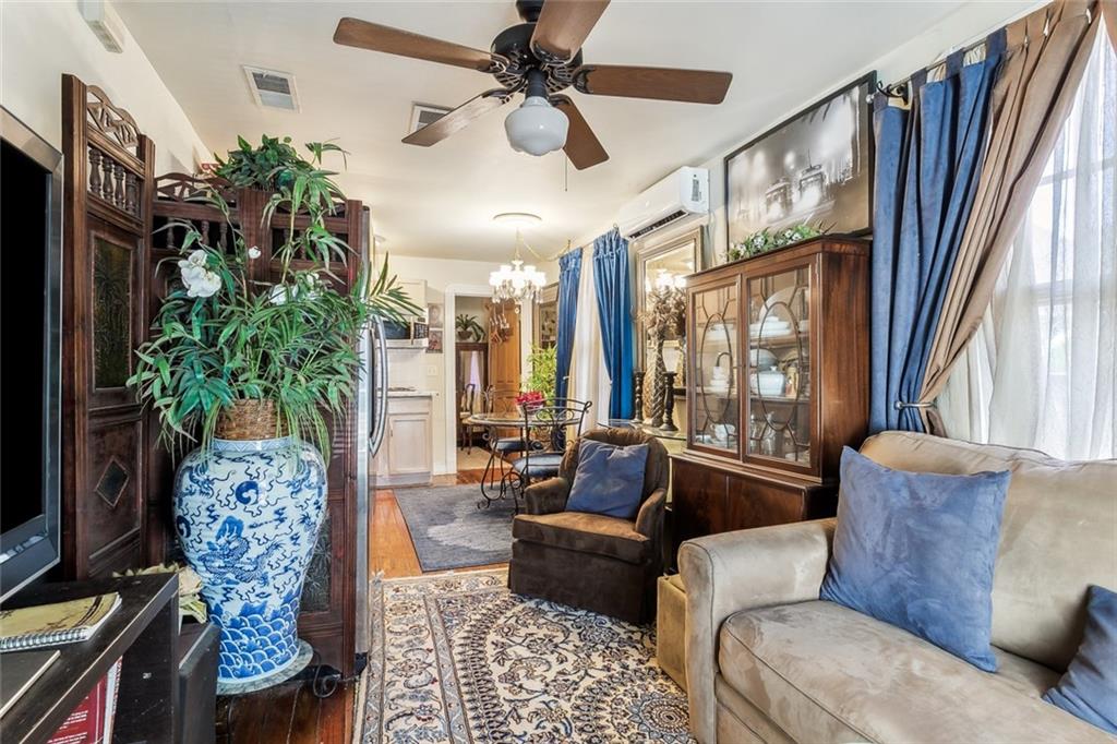 1830 Burgundy Street, New Orleans, Louisiana image 25