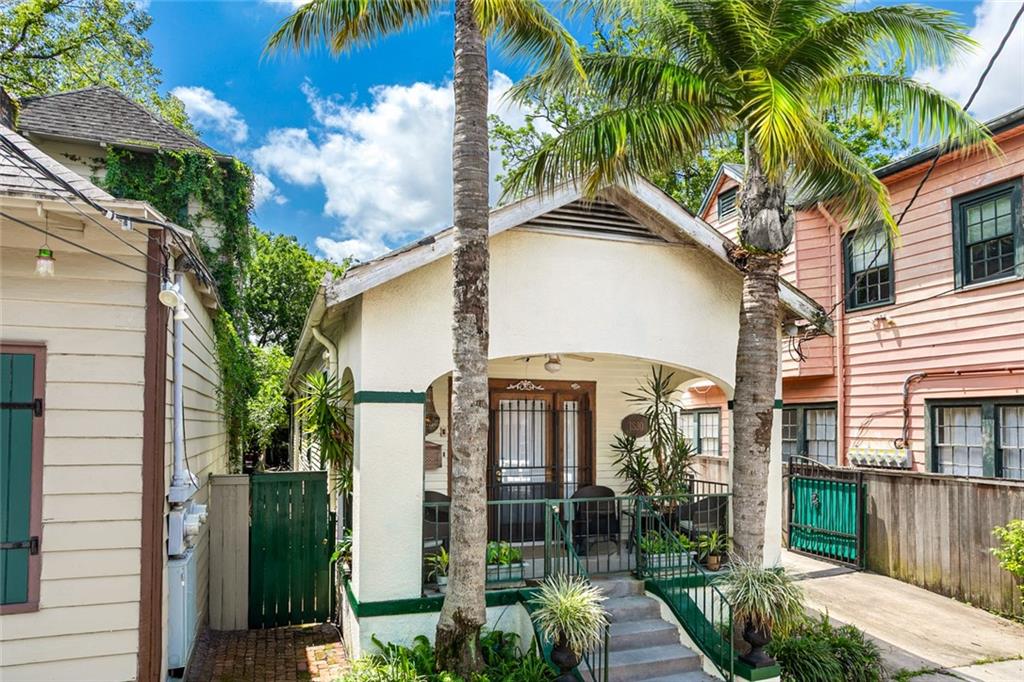 1830 Burgundy Street, New Orleans, Louisiana image 3