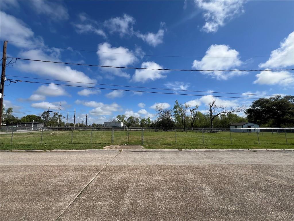 921 East Street, Houma, Louisiana image 1