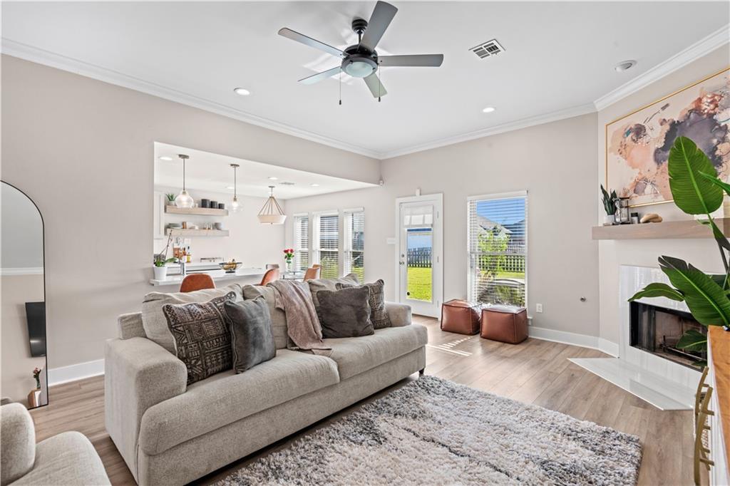 313 Oak Point Drive, La Place, Louisiana image 8