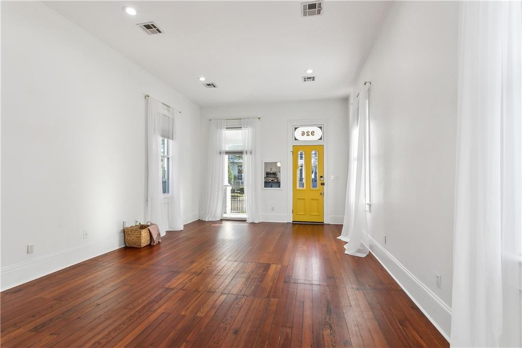 926 Valence Street, New Orleans, Louisiana image 9