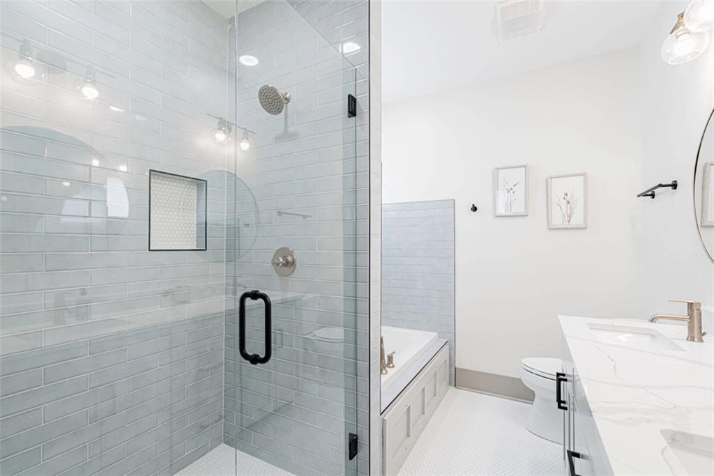 418 20 S Genois Street, New Orleans, Louisiana image 32