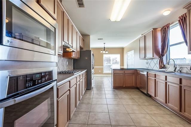 724 Simpson Way, Covington, Louisiana image 8