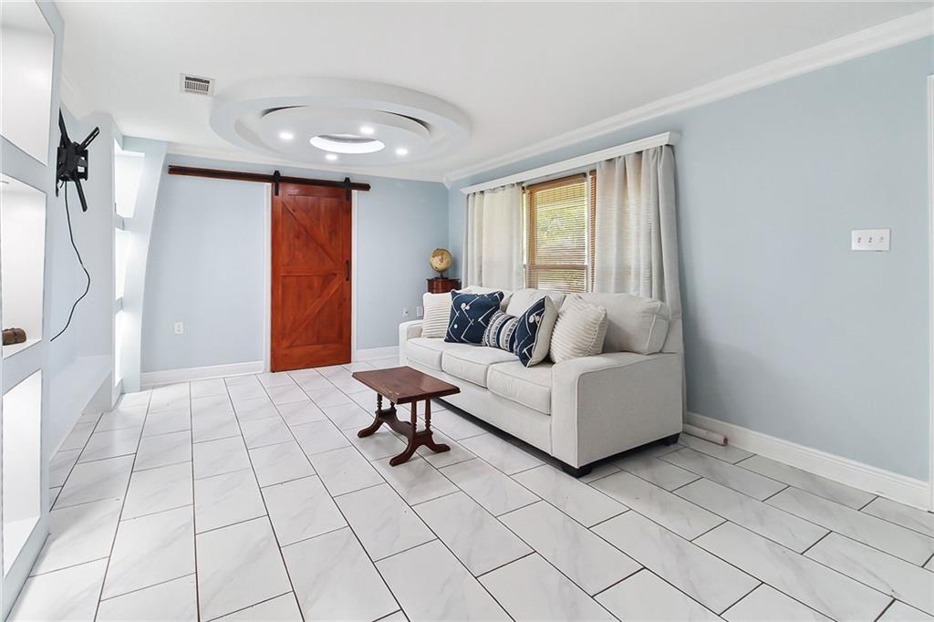 8872 Shadow Bluff Avenue, Denham Springs, Louisiana image 7