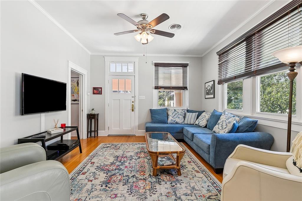 Homes for sale in New Orleans, LA | 2417 Octavia St, New Orleans, LA 70115 | MLS# 2494874