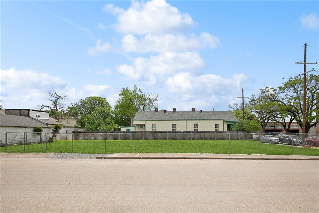 8539 Green Street, New Orleans, Louisiana image 10