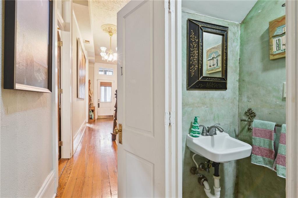 1021 Orleans Avenue, New Orleans, Louisiana image 10