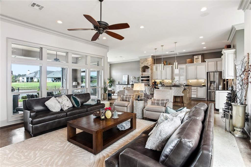 459 N Corniche Du Lac, Covington, Louisiana image 8