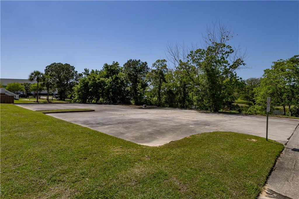 680 Oak Harbor Boulevard, Slidell, Louisiana image 3