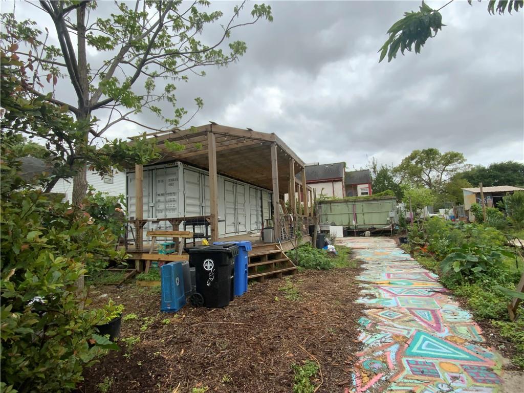 2358 Urquhart Street, New Orleans, Louisiana image 9