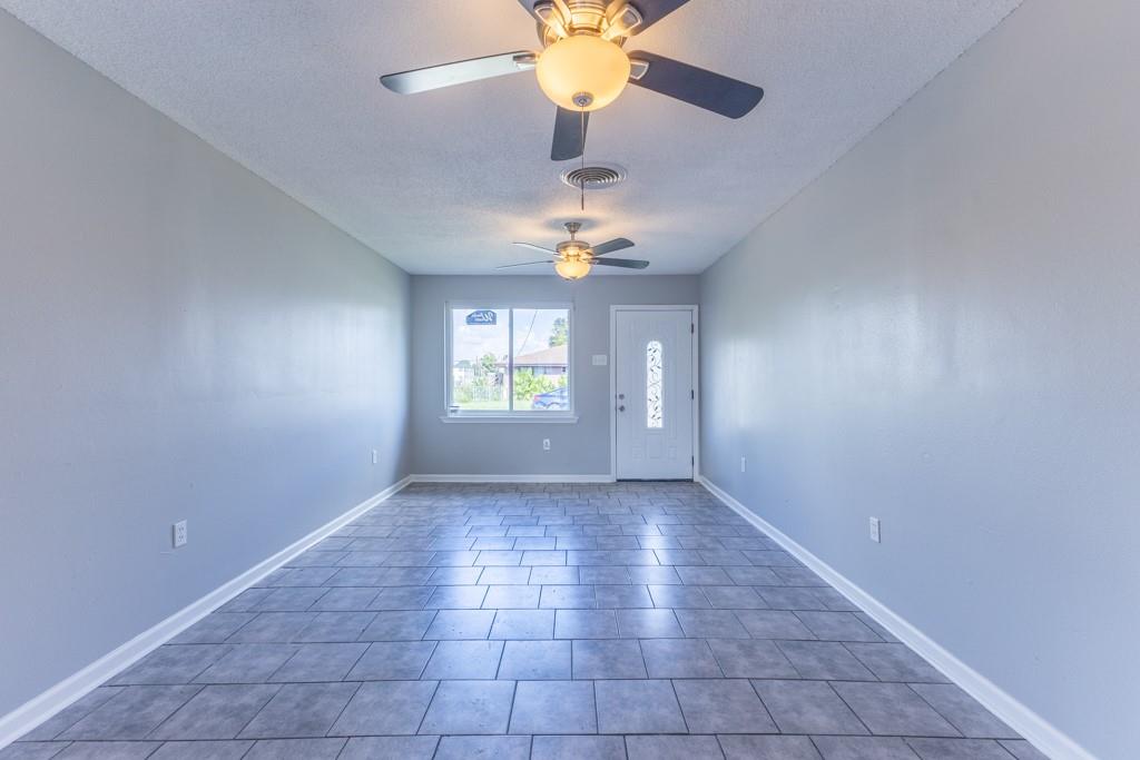 1684 Lauradale Drive, New Orleans, Louisiana image 5