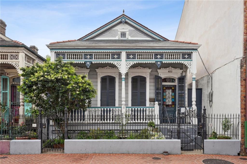 830 St Peter Street, New Orleans, Louisiana image 1